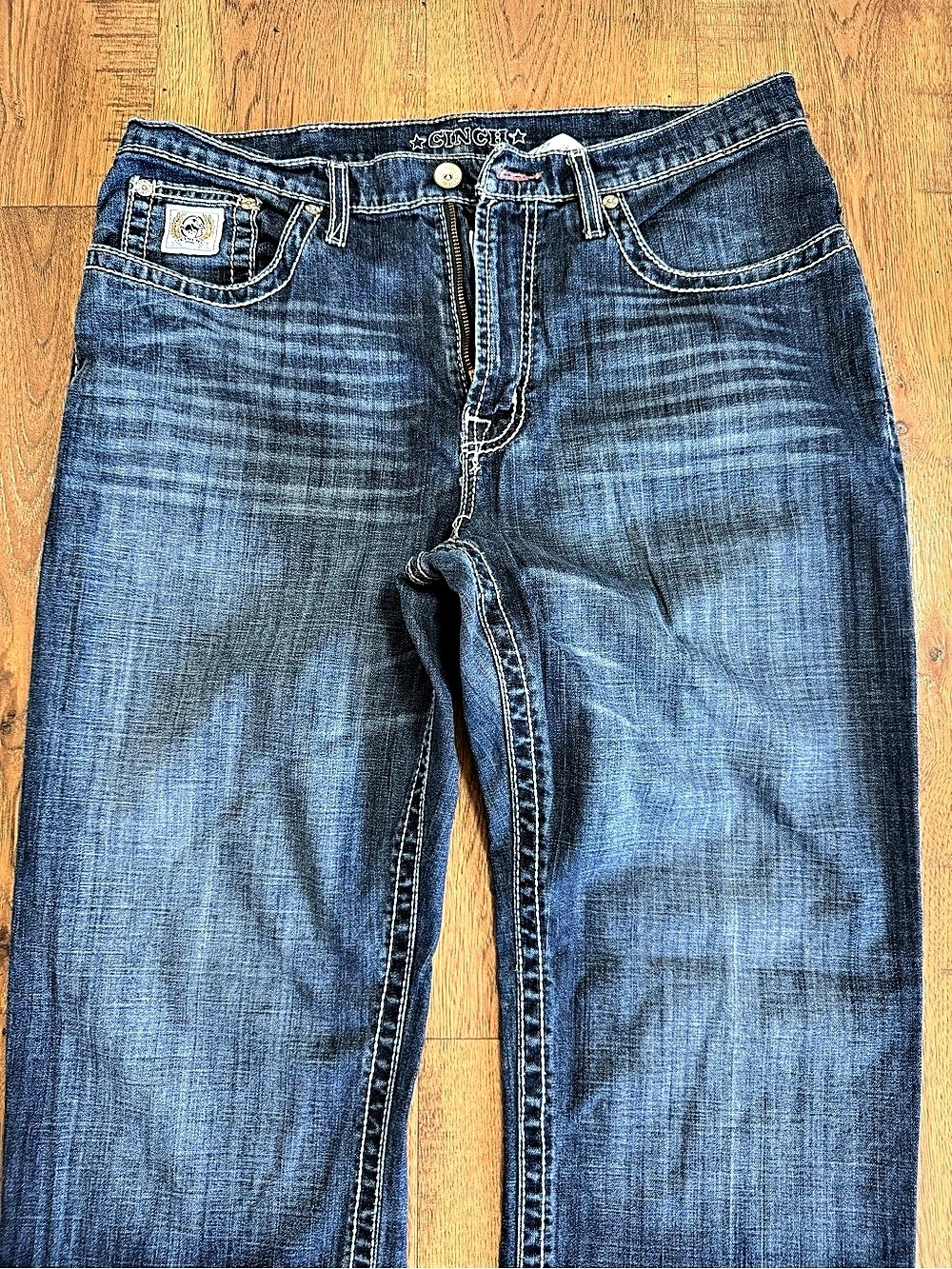 CINCH Men's Blue Medium Wash Denim Straight Leg Jeans Relaxed Fit Stretch - Picture 2 of 13